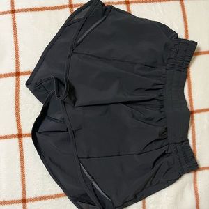 Lululemon Hotty Hot shorts